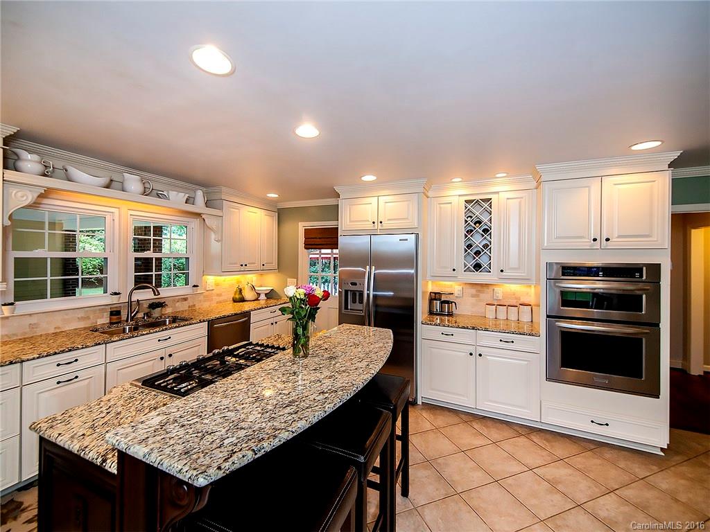 5801 Bellechasse Street Charlotte NC 28210