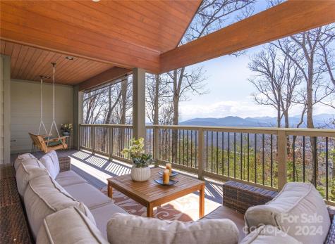 97 Points West Drive Asheville NC 28804