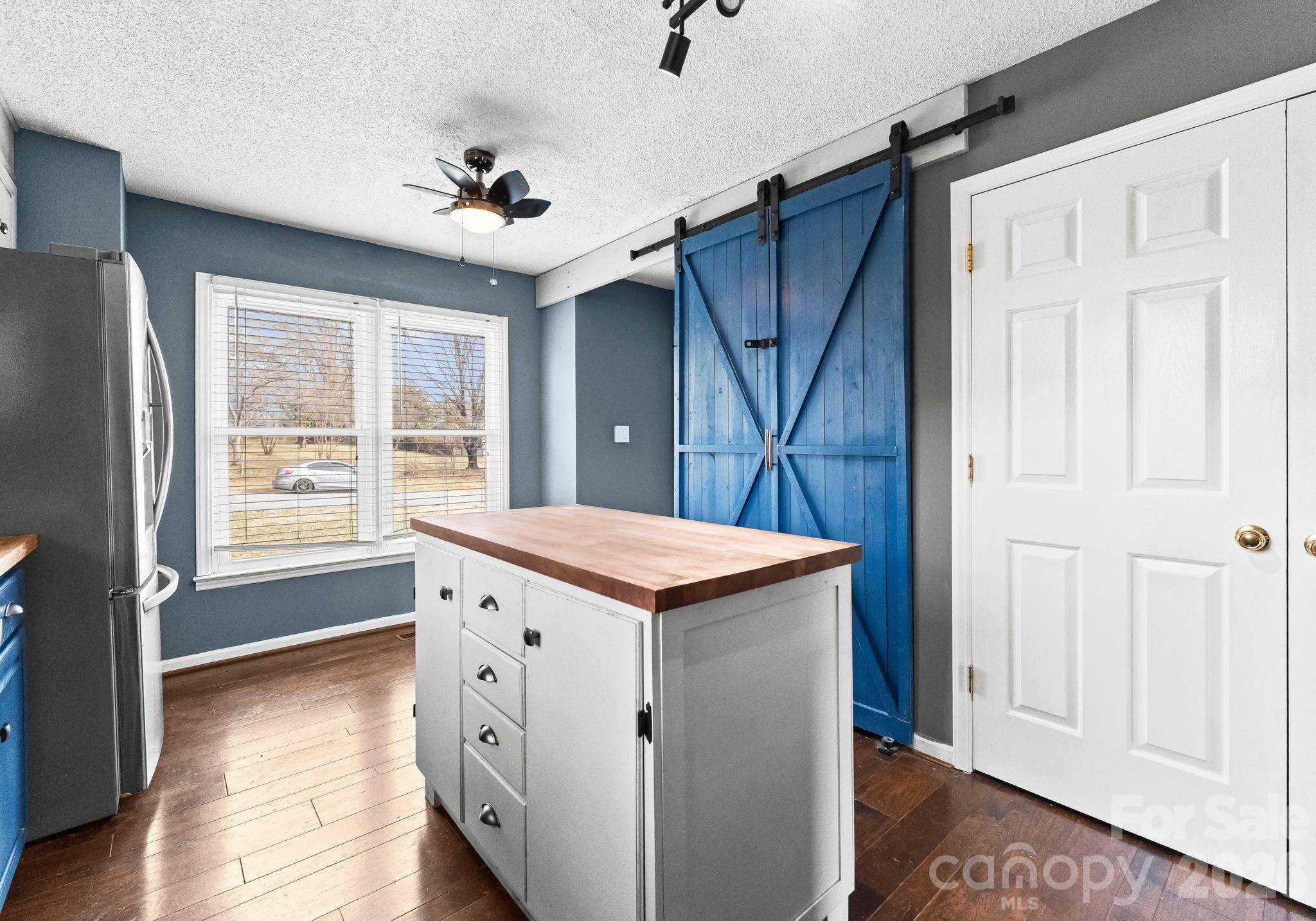 22 31st Avenue Court NE Hickory NC 28601