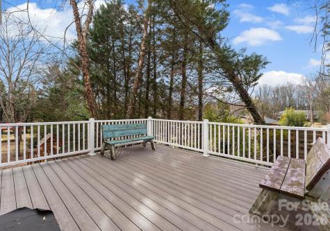 22 31st Avenue Court NE Hickory NC 28601