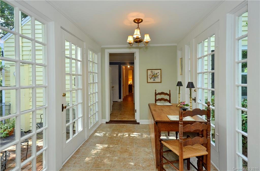 14 Greenwood Road Asheville NC 28803
