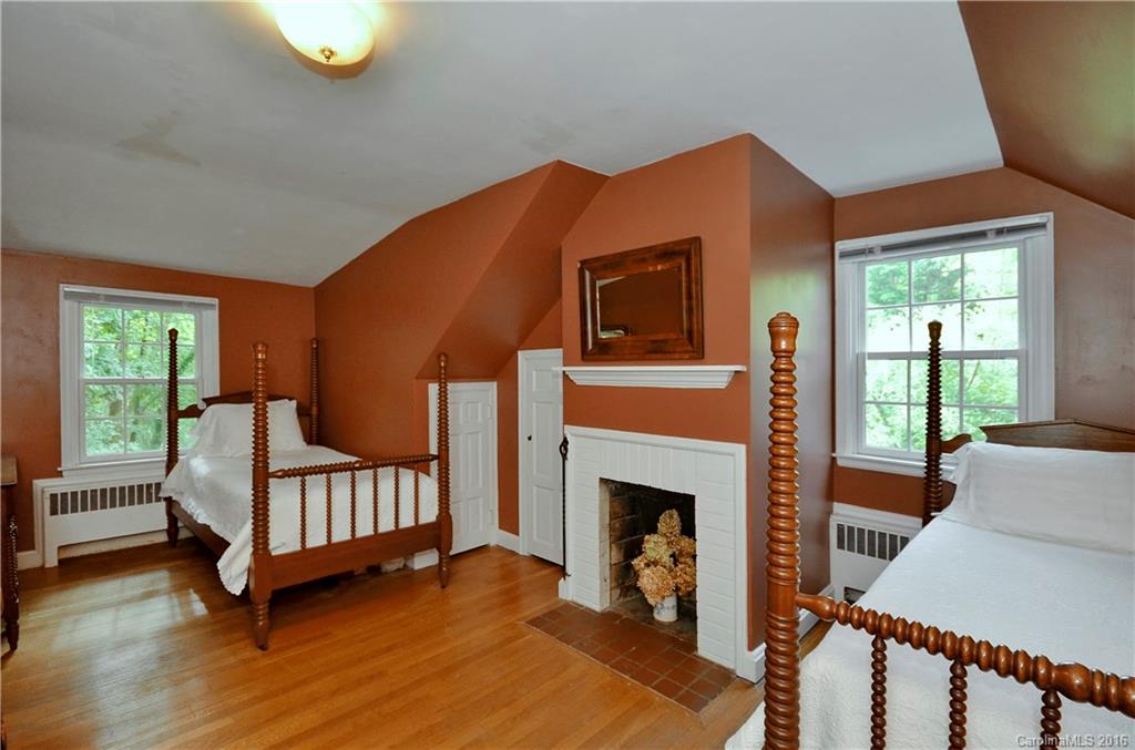 14 Greenwood Road Asheville NC 28803