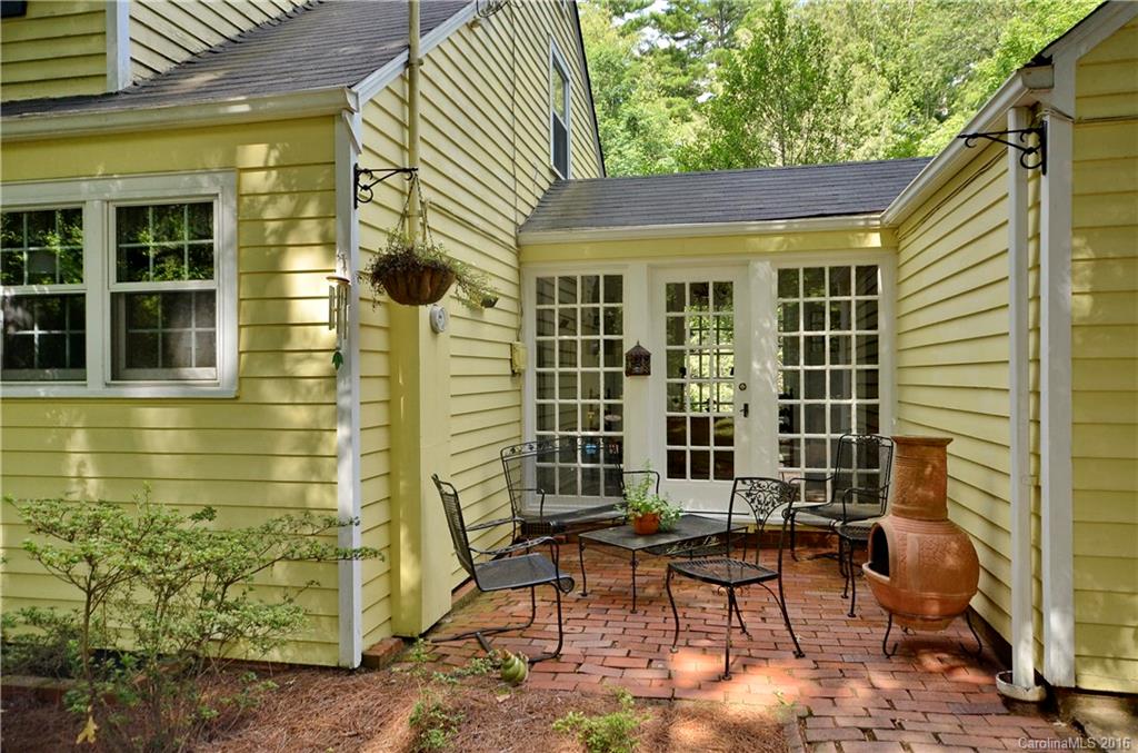 14 Greenwood Road Asheville NC 28803