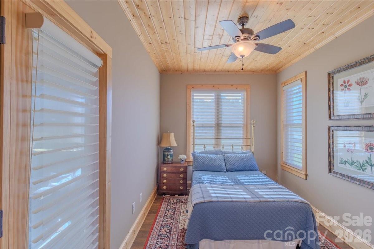 1083 Union Community Road Thurmond NC 28683