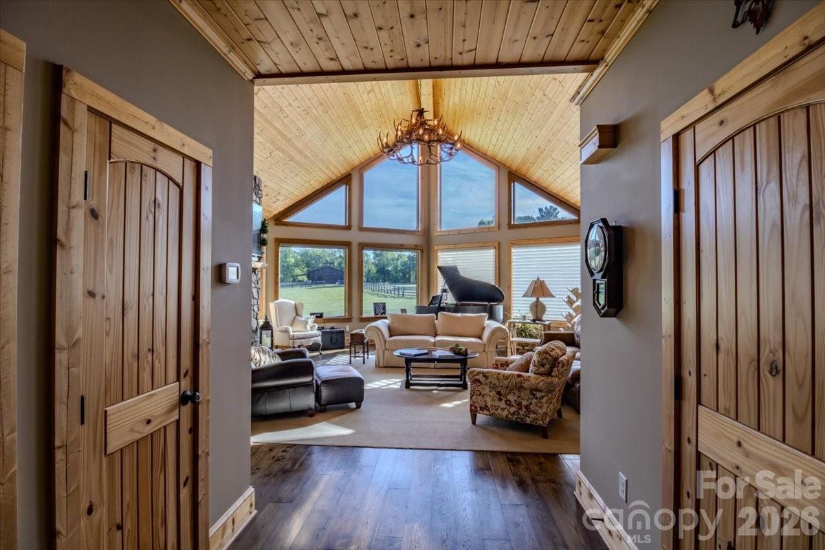 1083 Union Community Road Thurmond NC 28683