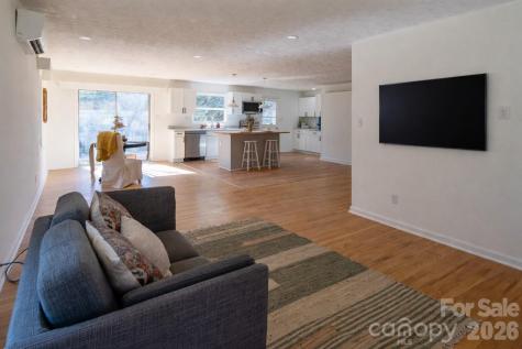 104 Disosway Street Black Mountain NC 28711