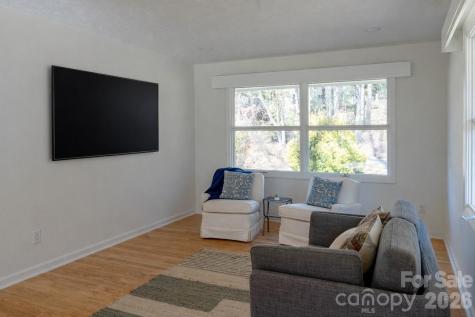 104 Disosway Street Black Mountain NC 28711