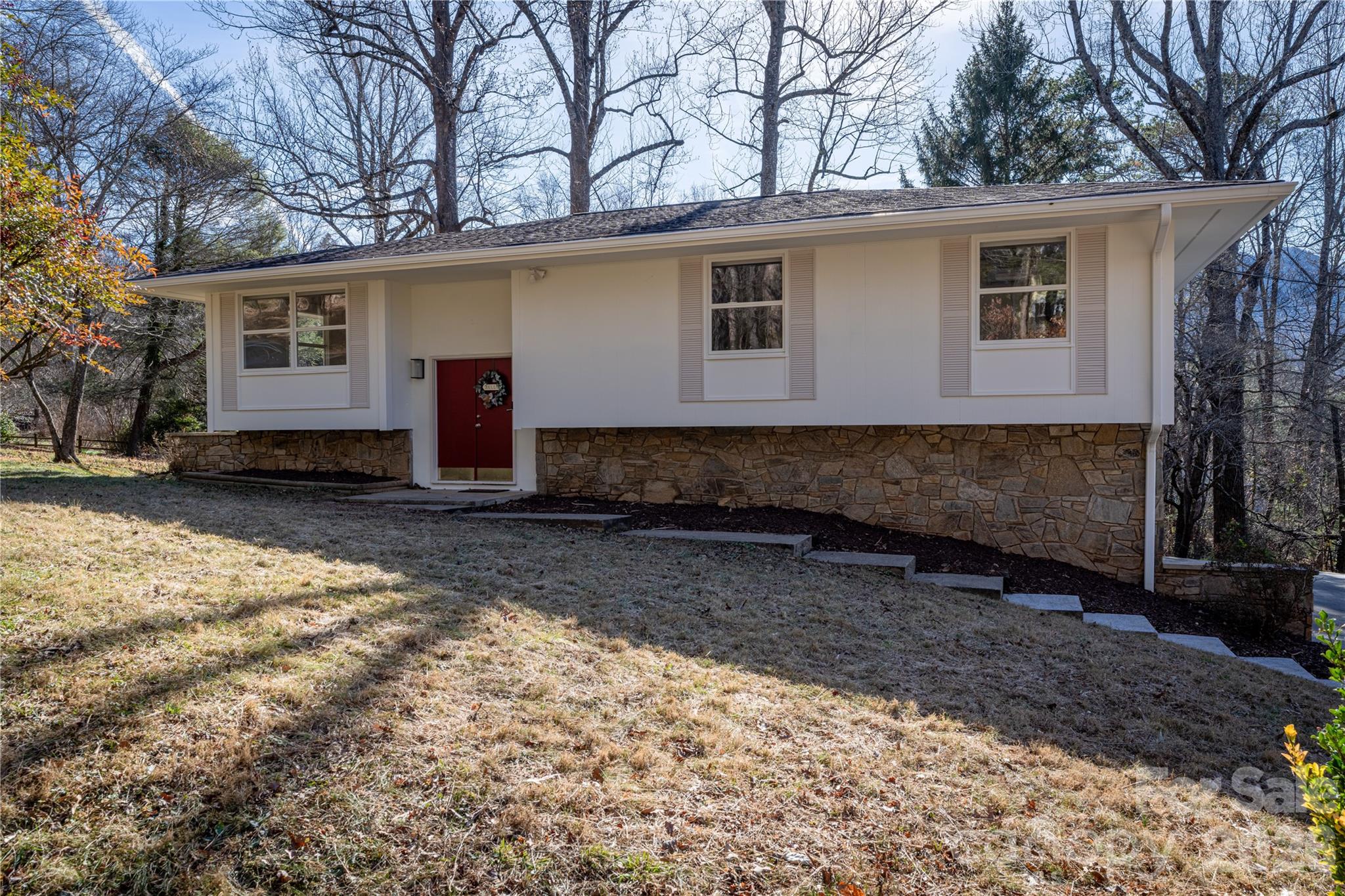 104 Disosway Street Black Mountain NC 28711