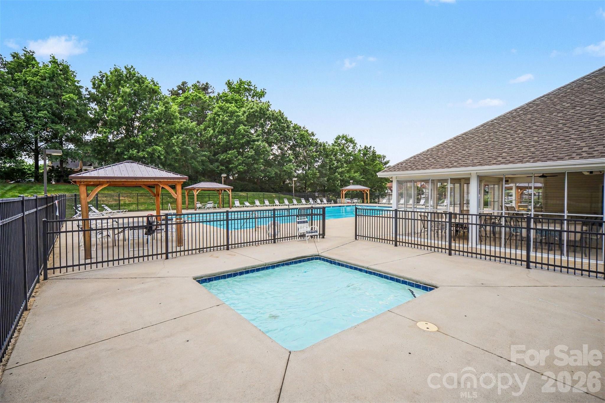 10026 Dauphine Drive Charlotte NC 28216