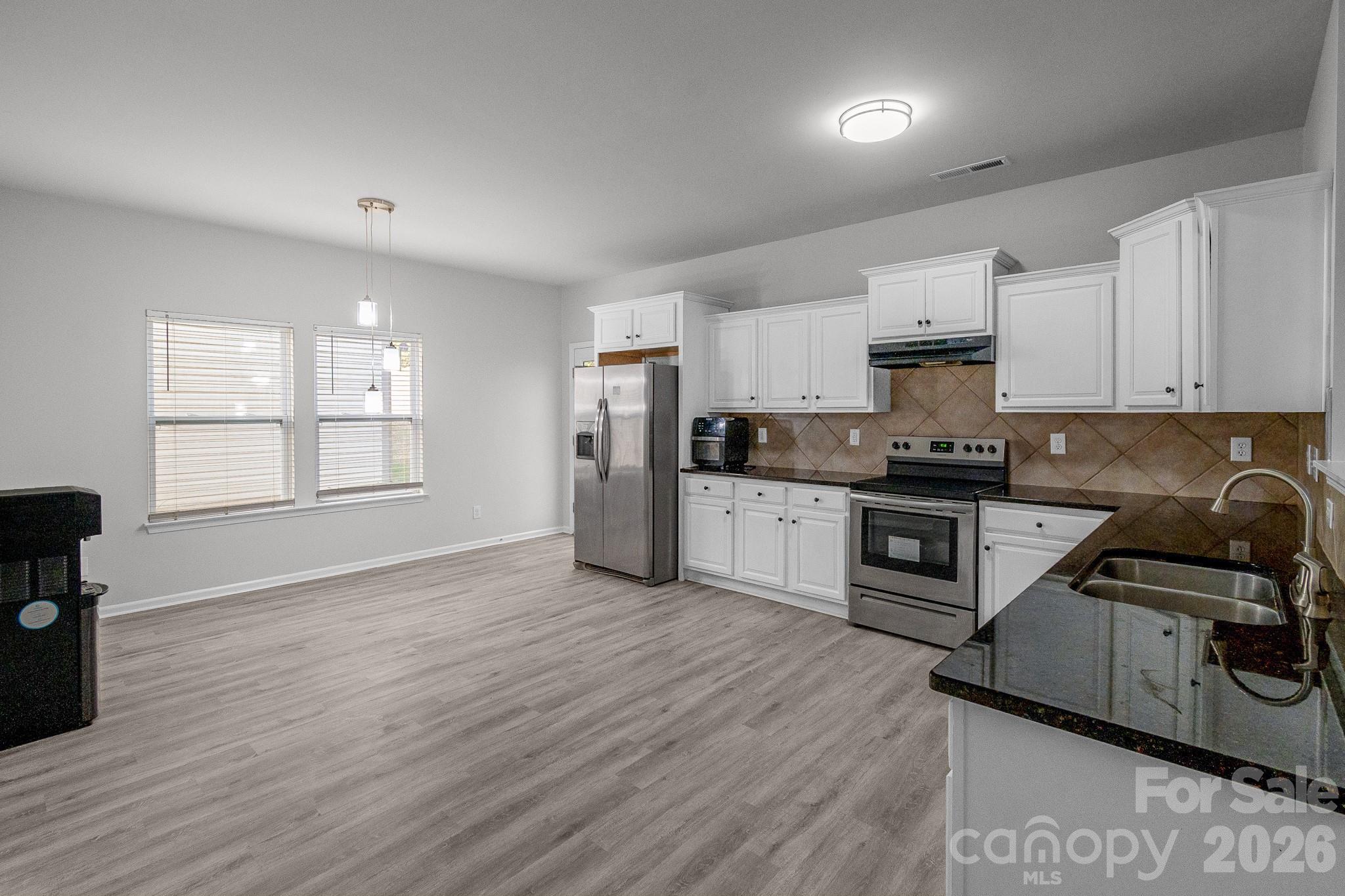3308 Lemongrass Lane Charlotte NC 28214