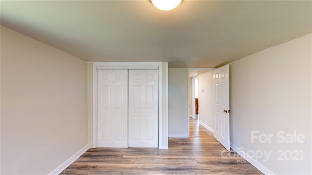 10 Owen Hollow Road Asheville NC 28806