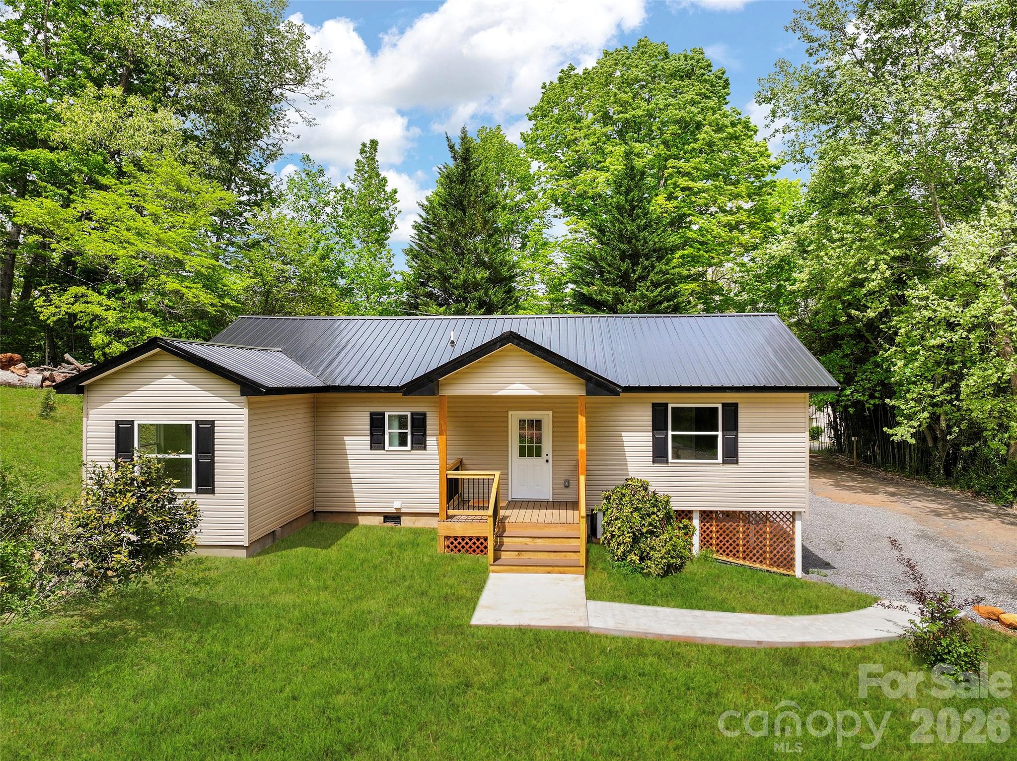 22 Ilyas Way Waynesville NC 28786