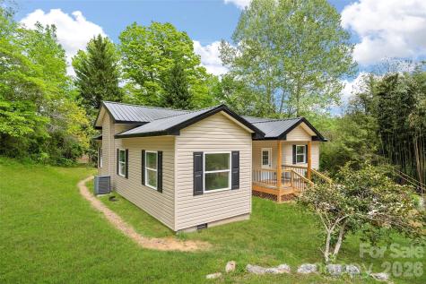 22 Ilyas Way Waynesville NC 28786