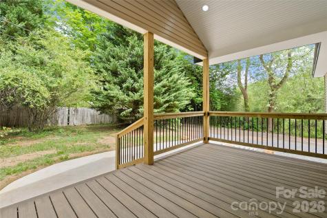 22 Ilyas Way Waynesville NC 28786