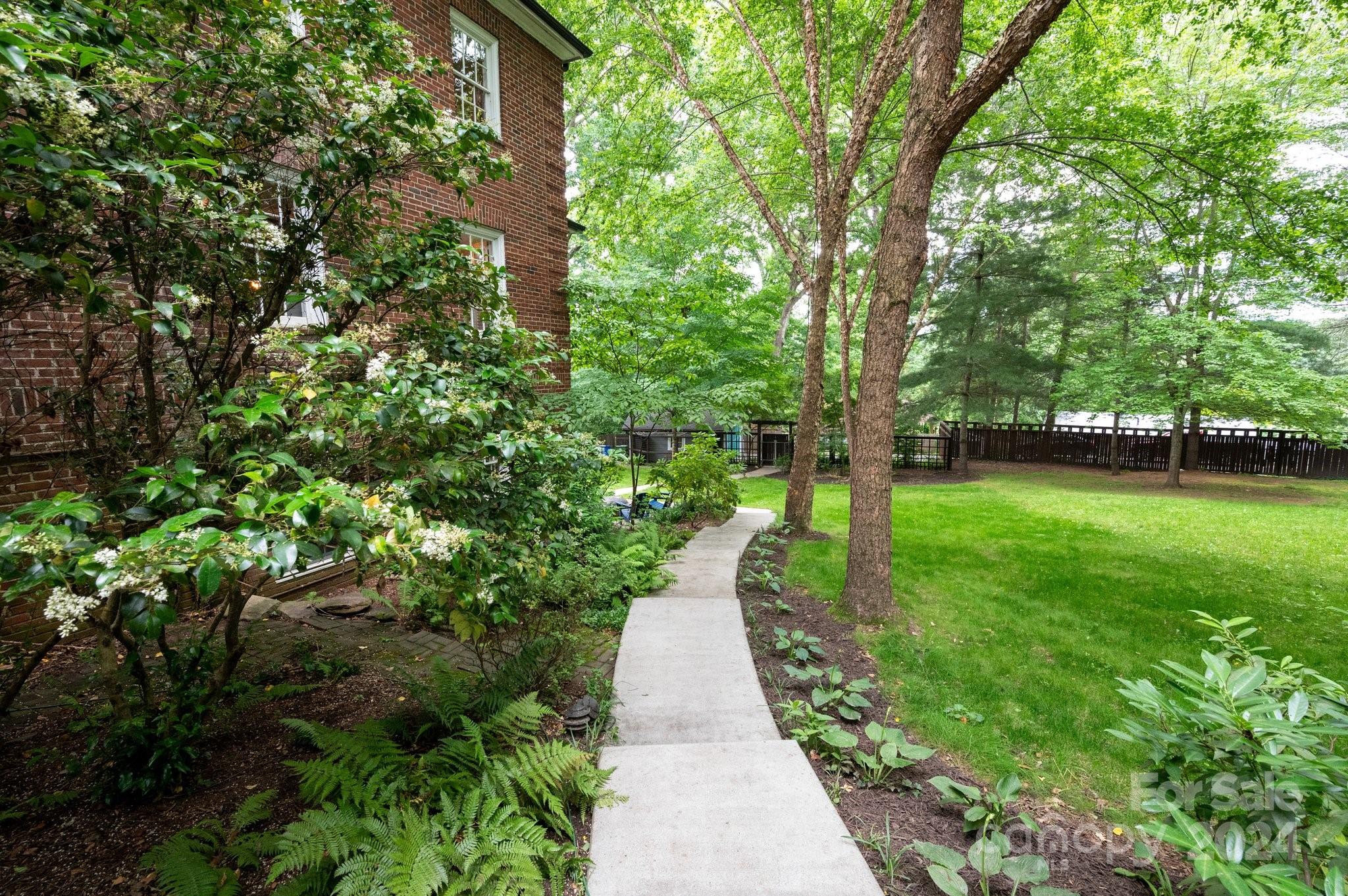125 Tacoma Circle Asheville NC 28801