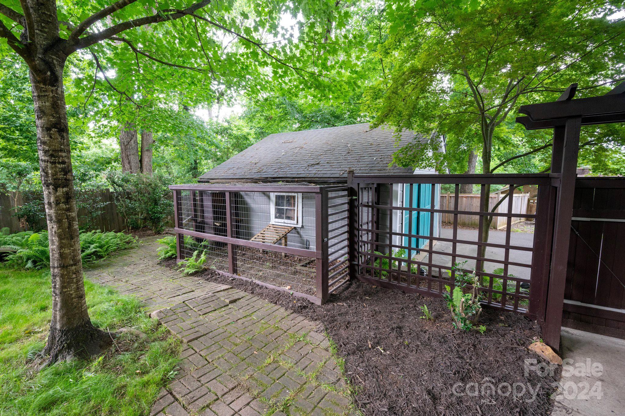 125 Tacoma Circle Asheville NC 28801