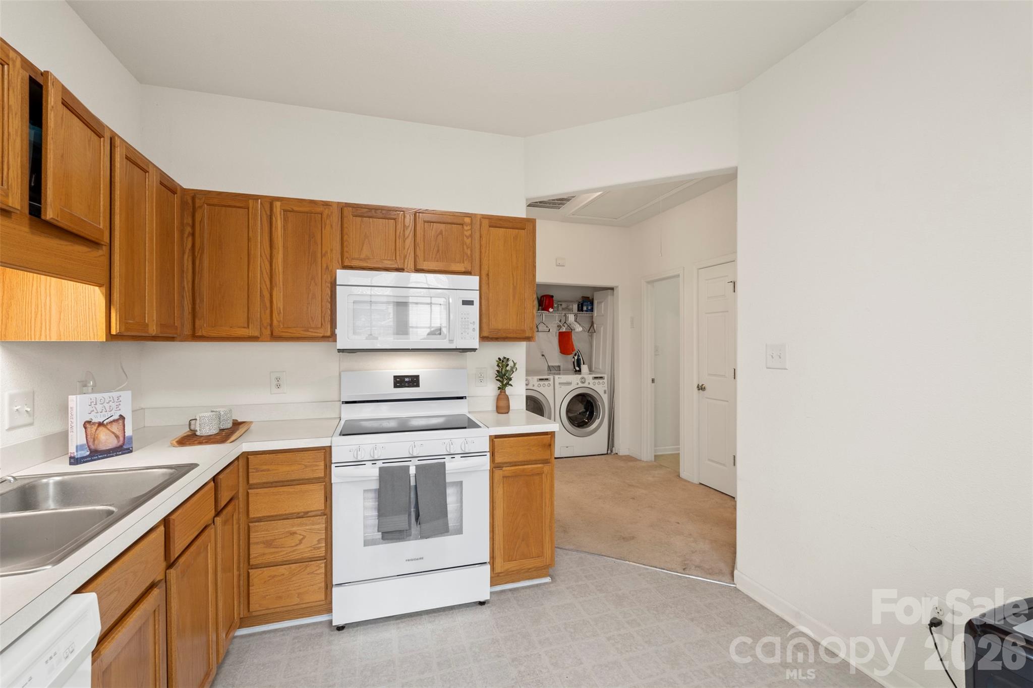 4063 Center Place Drive Harrisburg NC 28075