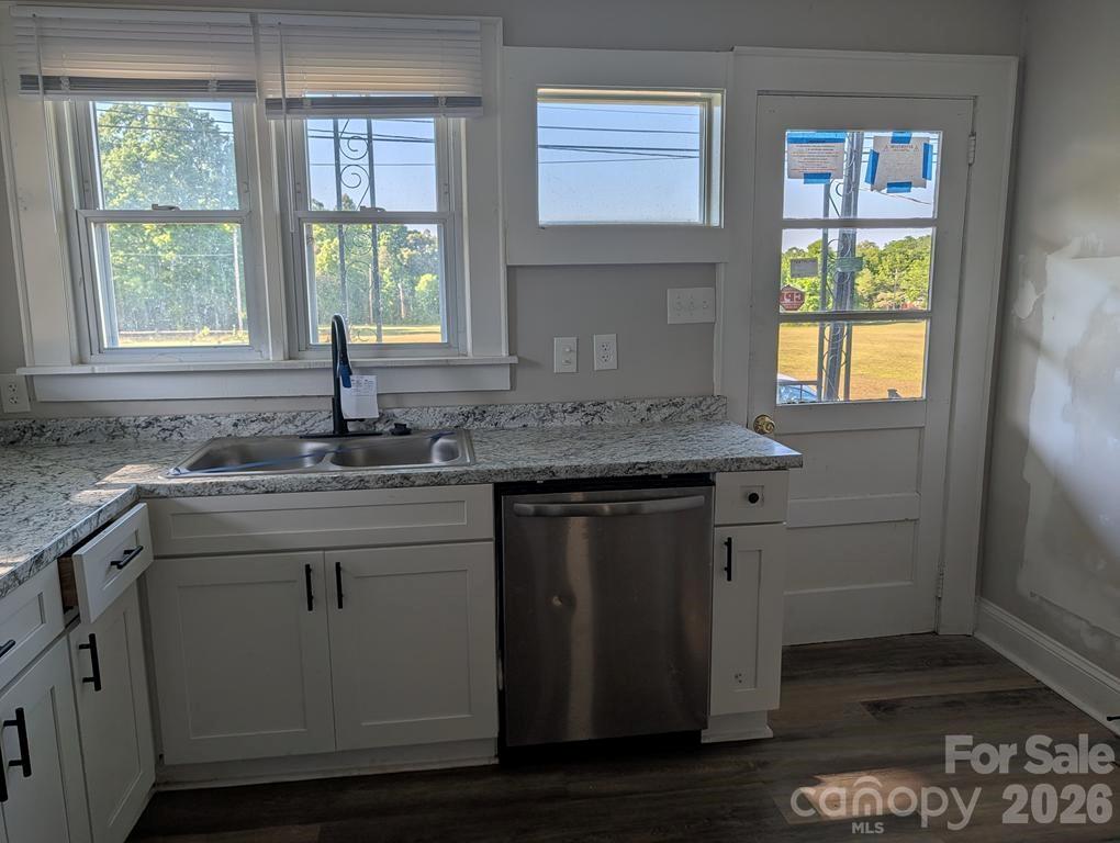 1903 Lynnwood Drive Statesville NC 28677