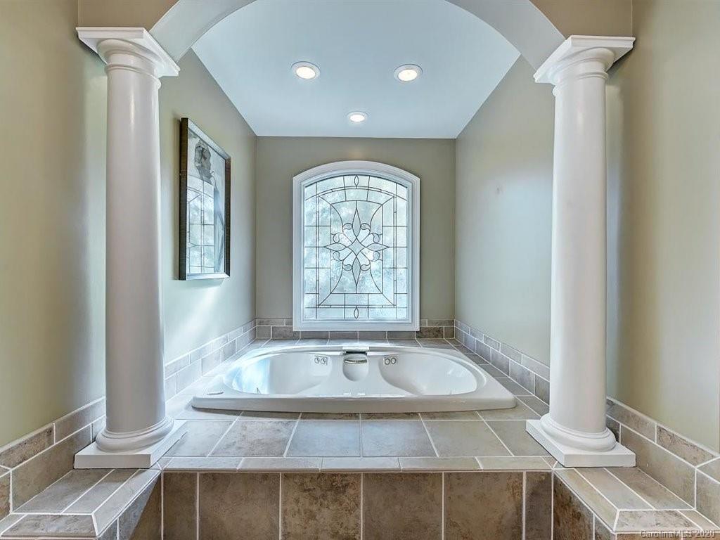 2023 Sandy Pond Lane Waxhaw NC 28173