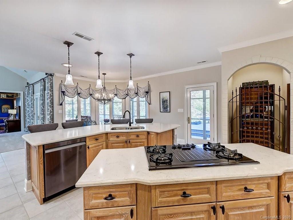2023 Sandy Pond Lane Waxhaw NC 28173