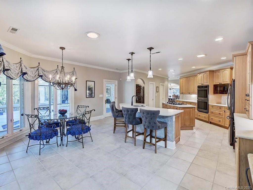 2023 Sandy Pond Lane Waxhaw NC 28173