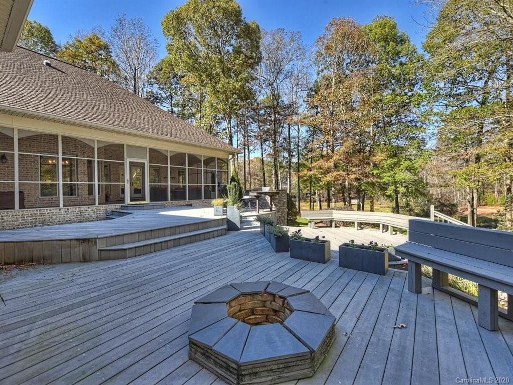 2023 Sandy Pond Lane Waxhaw NC 28173