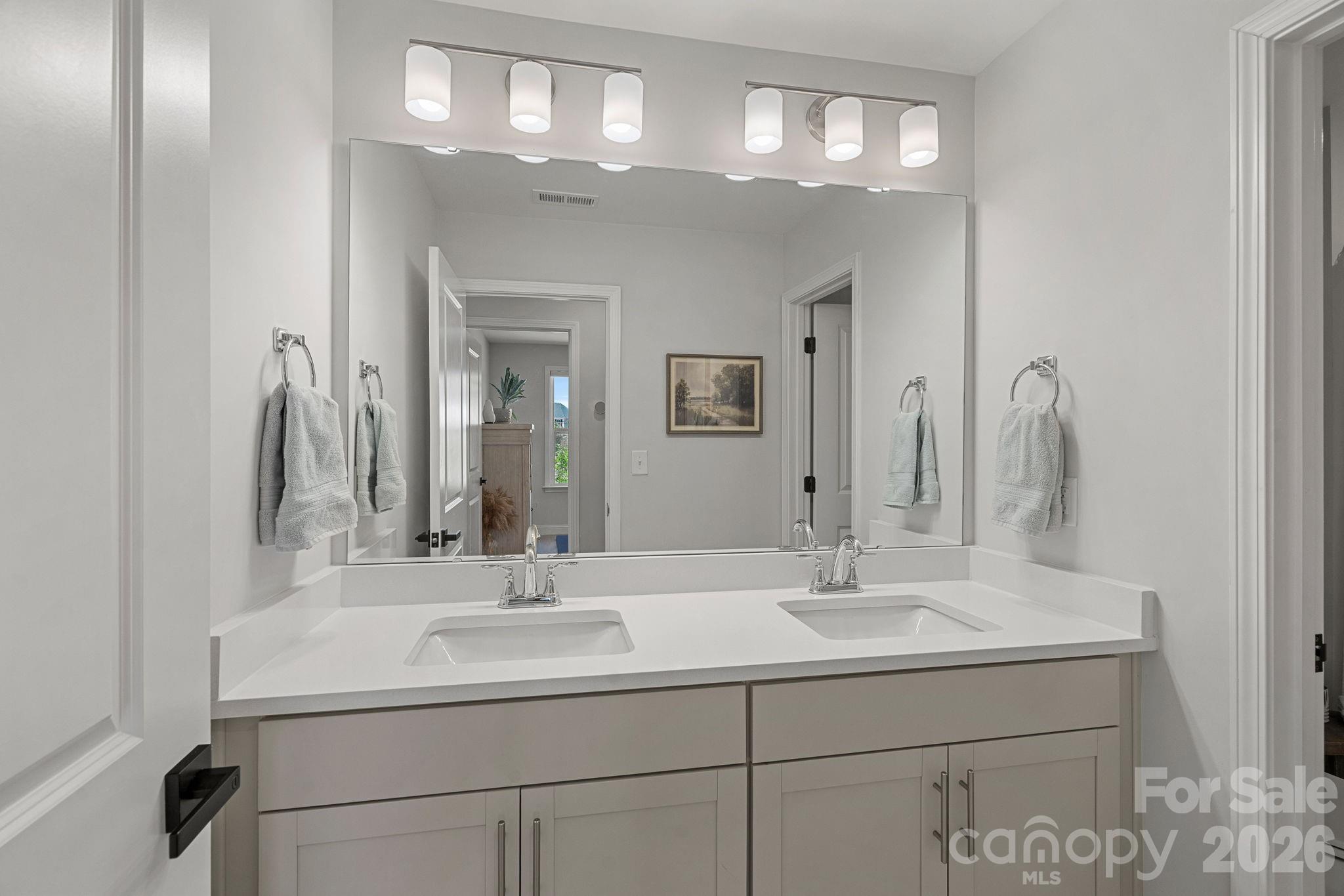 7026 Cloer Court Charlotte NC 28214