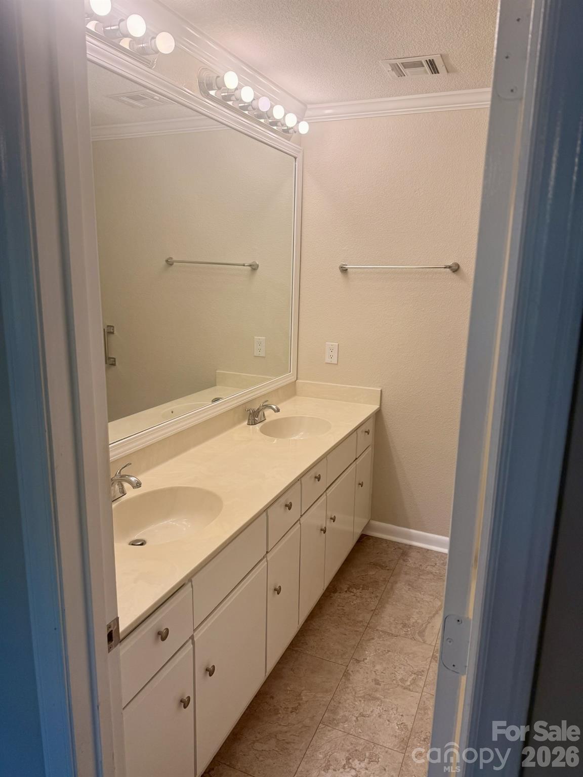 10 Laurel Place Drive Asheville NC 28803
