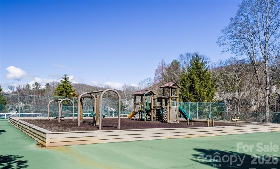 10 Laurel Place Drive Asheville NC 28803