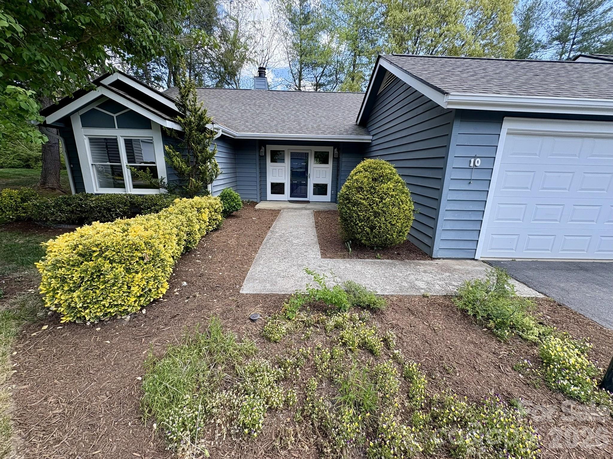 10 Laurel Place Drive Asheville NC 28803