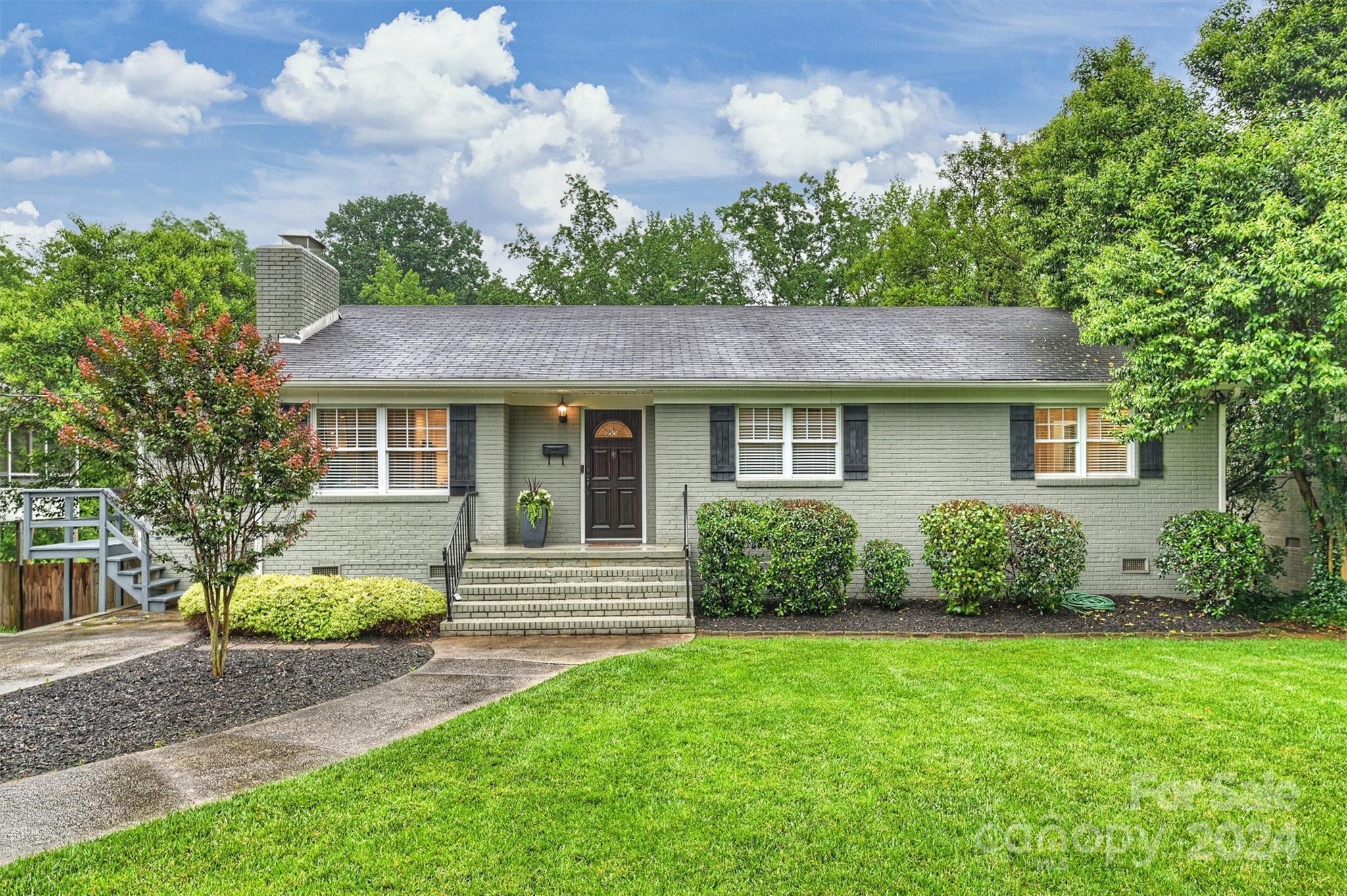 5915 Wedgewood Drive Charlotte NC 28210