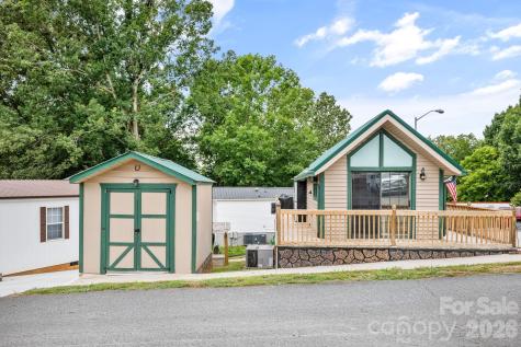 123 Grand View Drive New London NC 28127