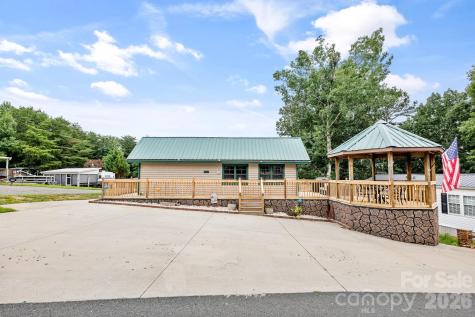 123 Grand View Drive New London NC 28127
