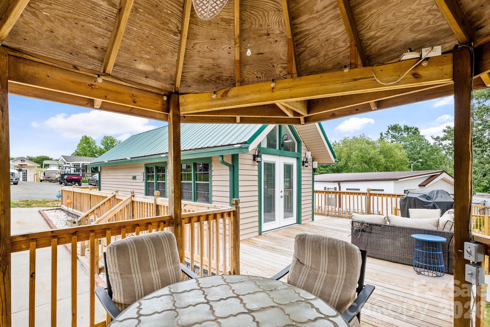 123 Grand View Drive New London NC 28127