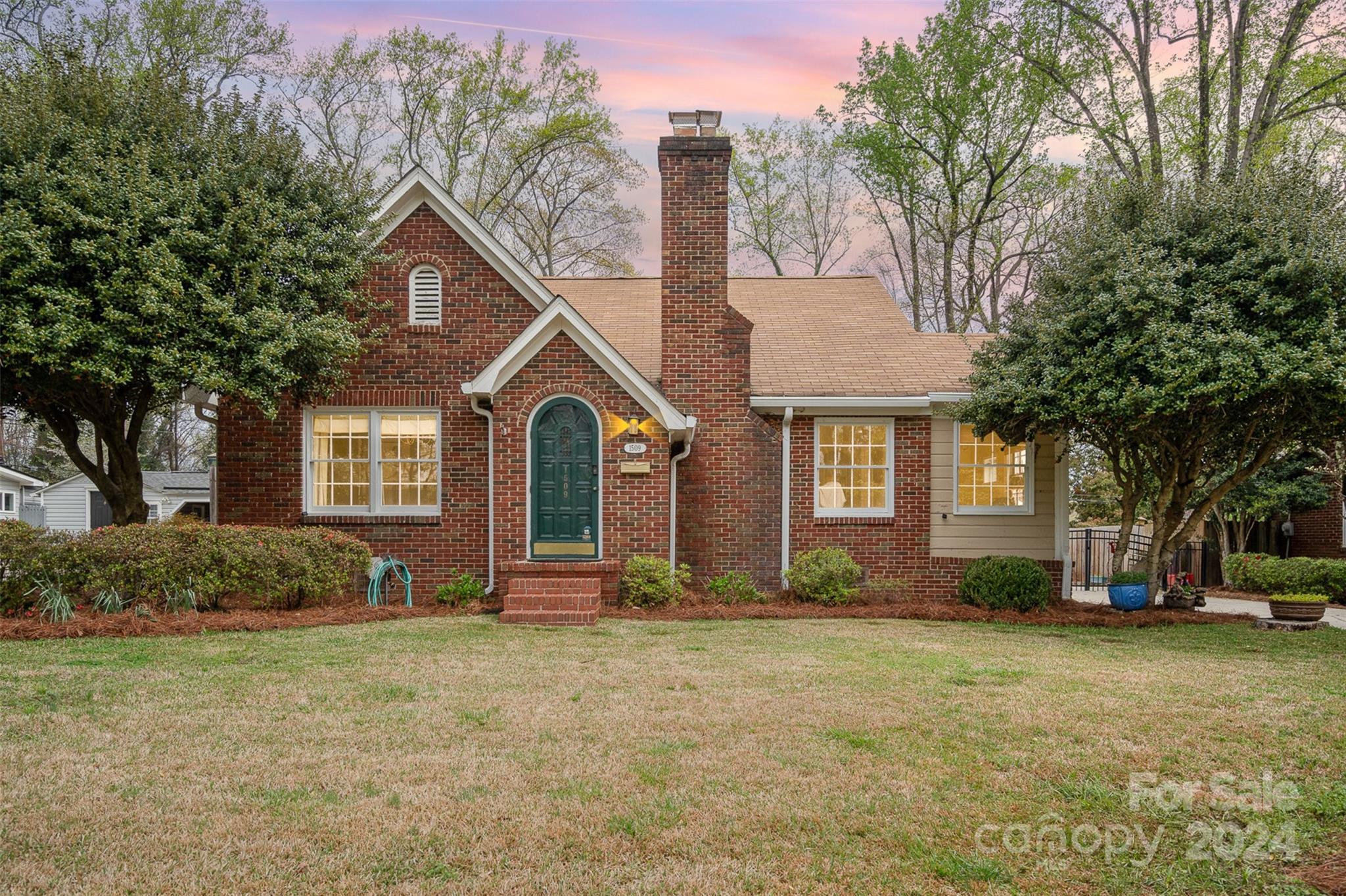 1509 Pinecrest Avenue Charlotte NC 28205