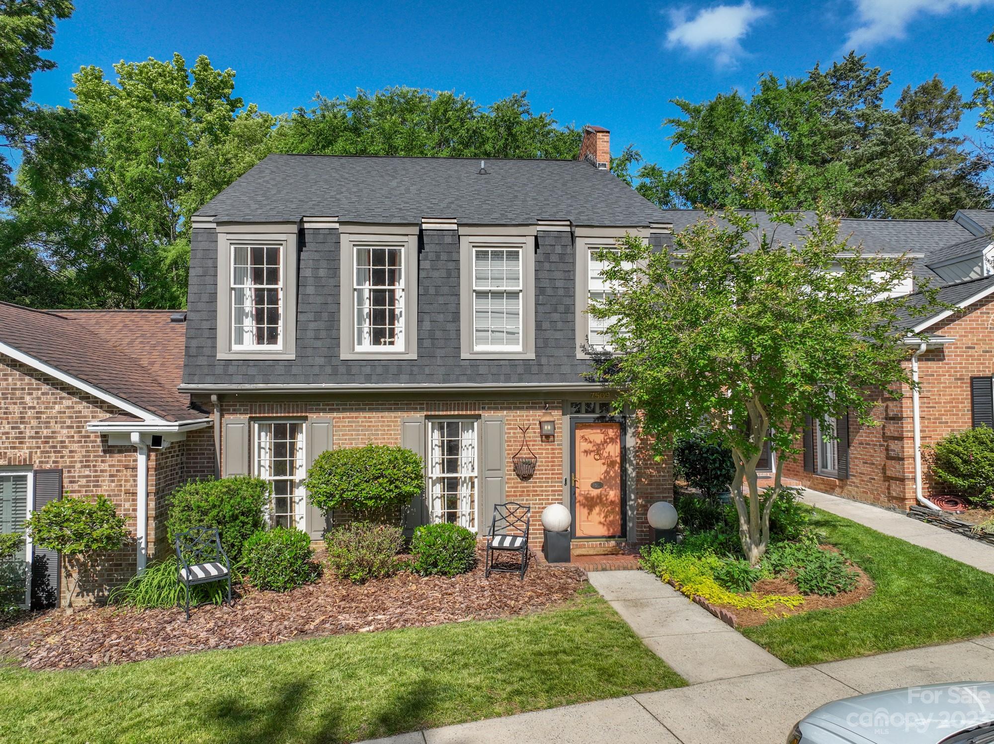 7509 Red Oak Lane Charlotte NC 28226