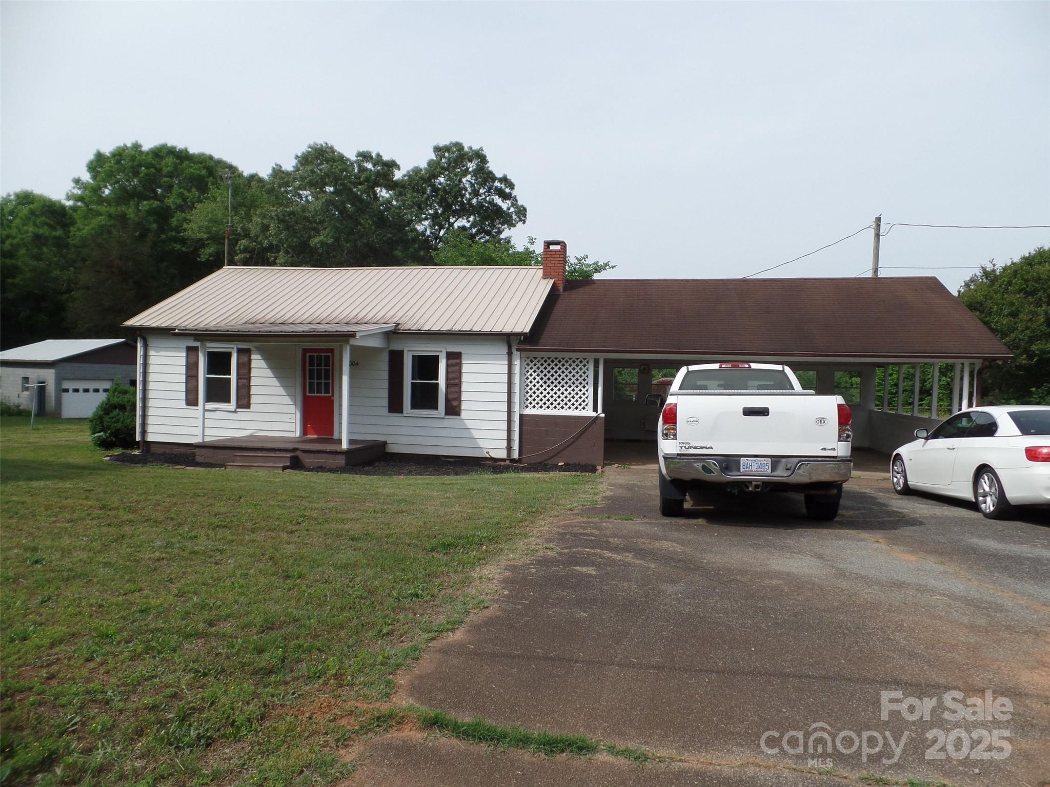 5004 King Wilkinson Road Denver NC 28037