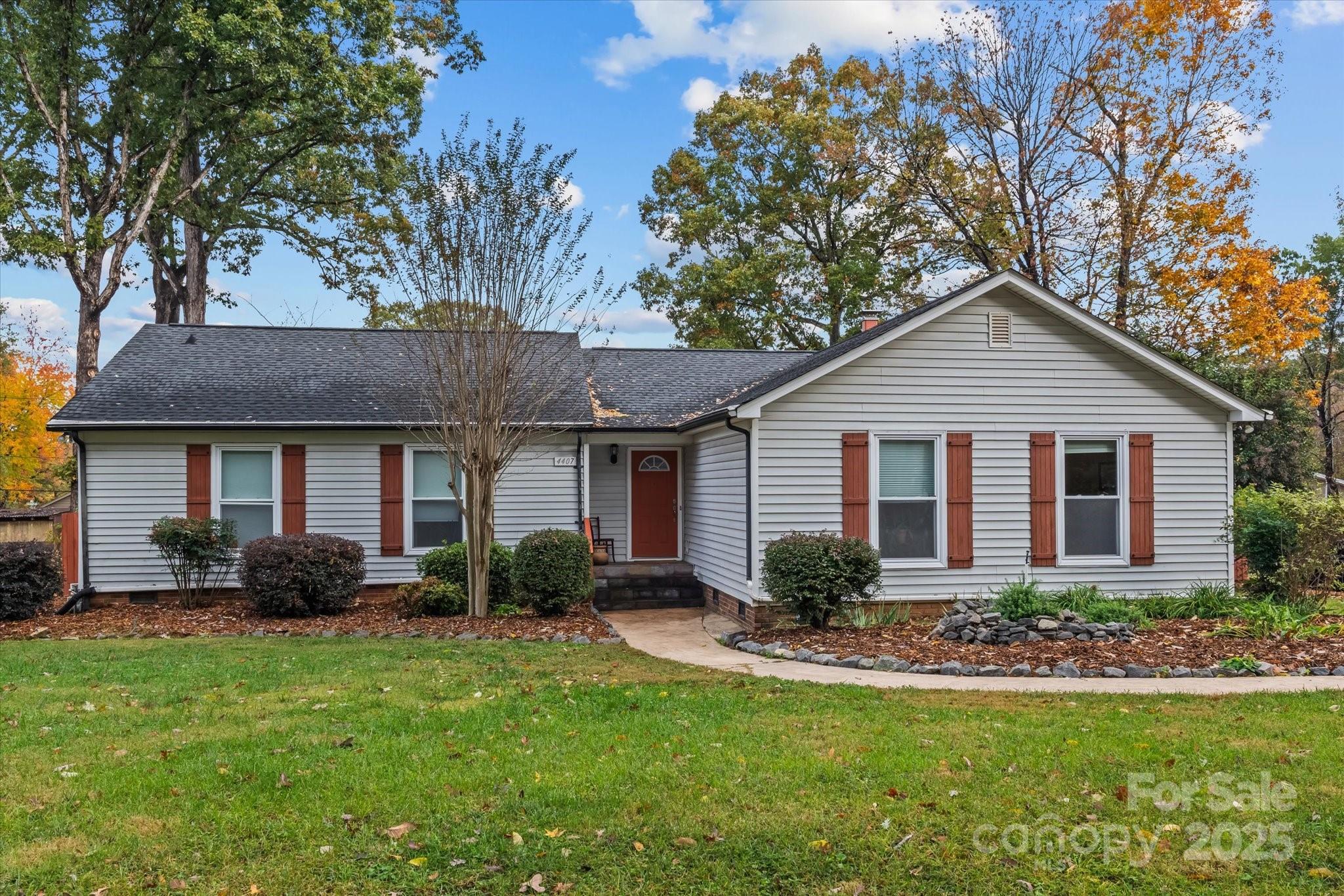 4407 Oak Lane Charlotte NC 28213
