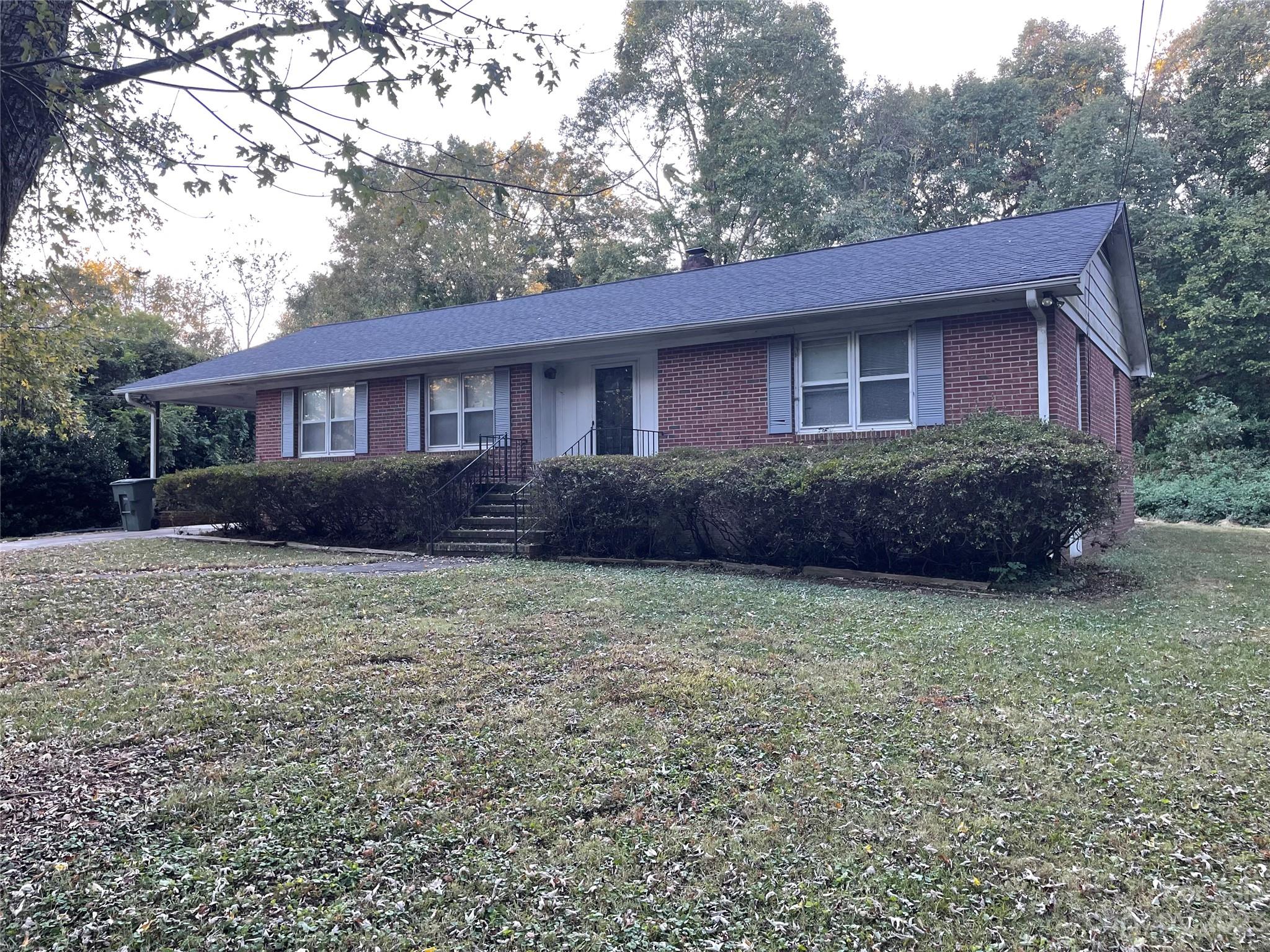 1321 Signal Avenue Gastonia NC 28052