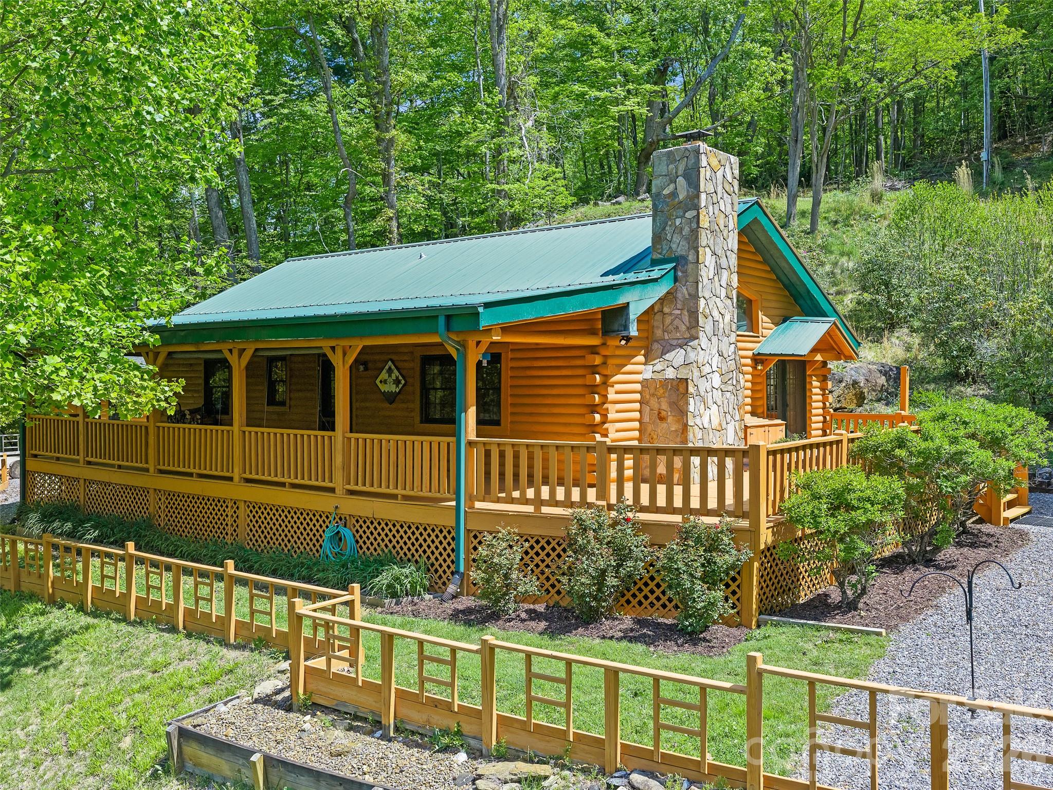 115 Sutton Ridge Road Burnsville NC 28714