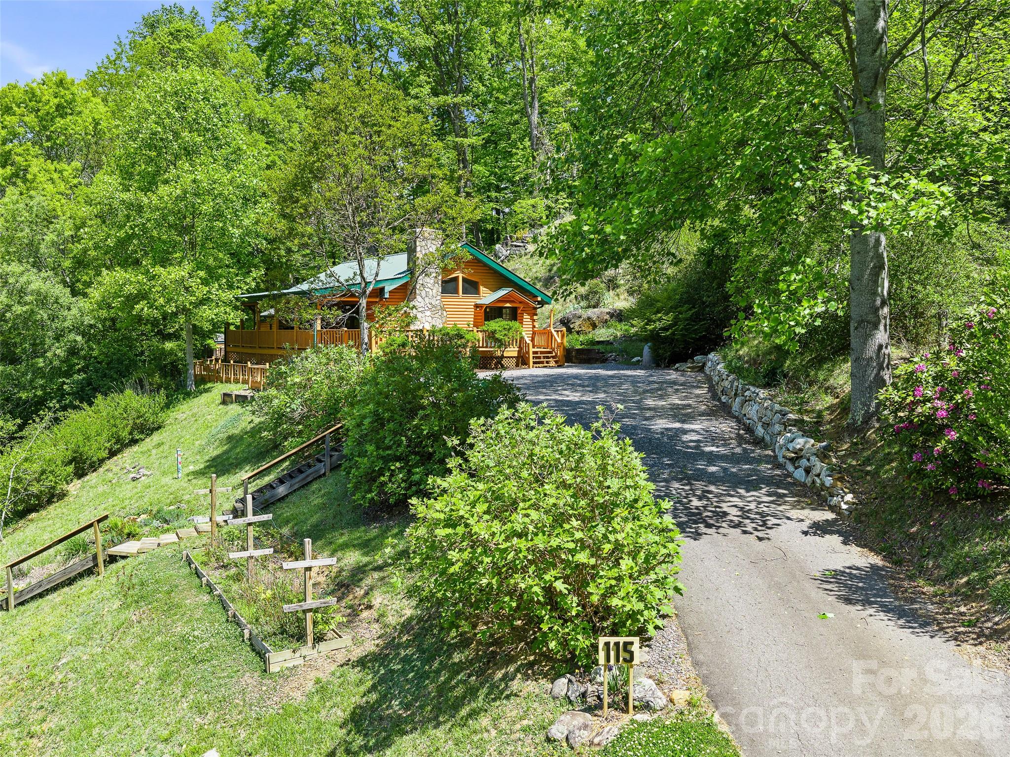 115 Sutton Ridge Road Burnsville NC 28714