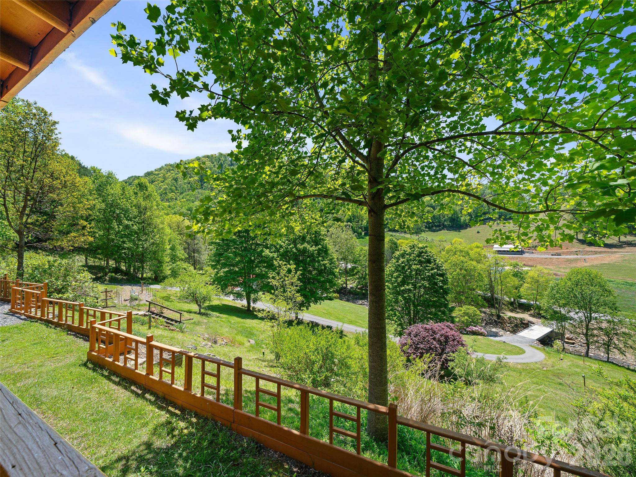 115 Sutton Ridge Road Burnsville NC 28714