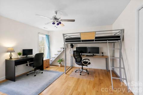11 Starlight Drive Black Mountain NC 28711