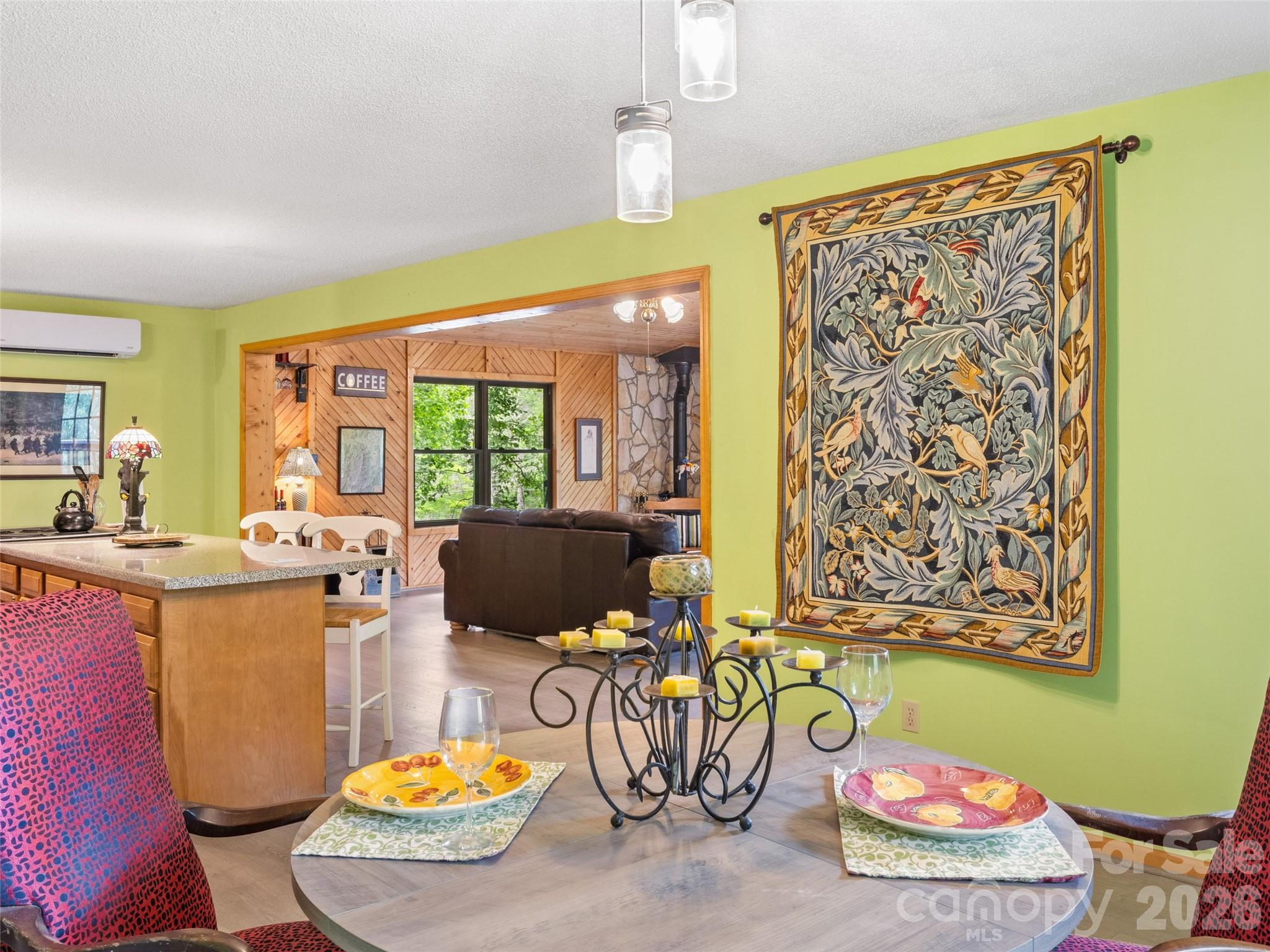 170 Mountain Farm Road Burnsville NC 28714