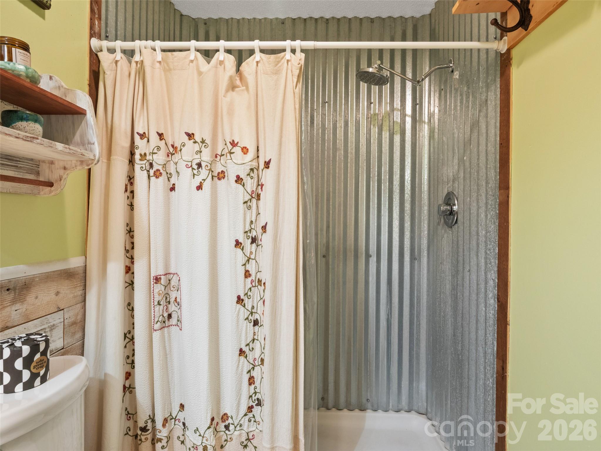 170 Mountain Farm Road Burnsville NC 28714