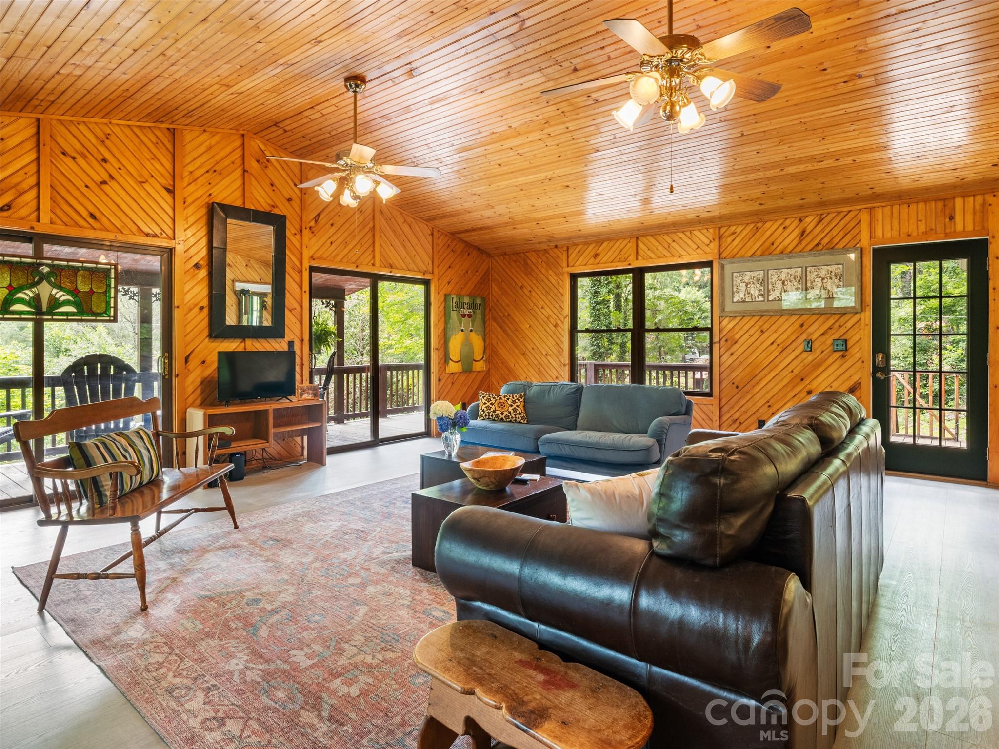 170 Mountain Farm Road Burnsville NC 28714