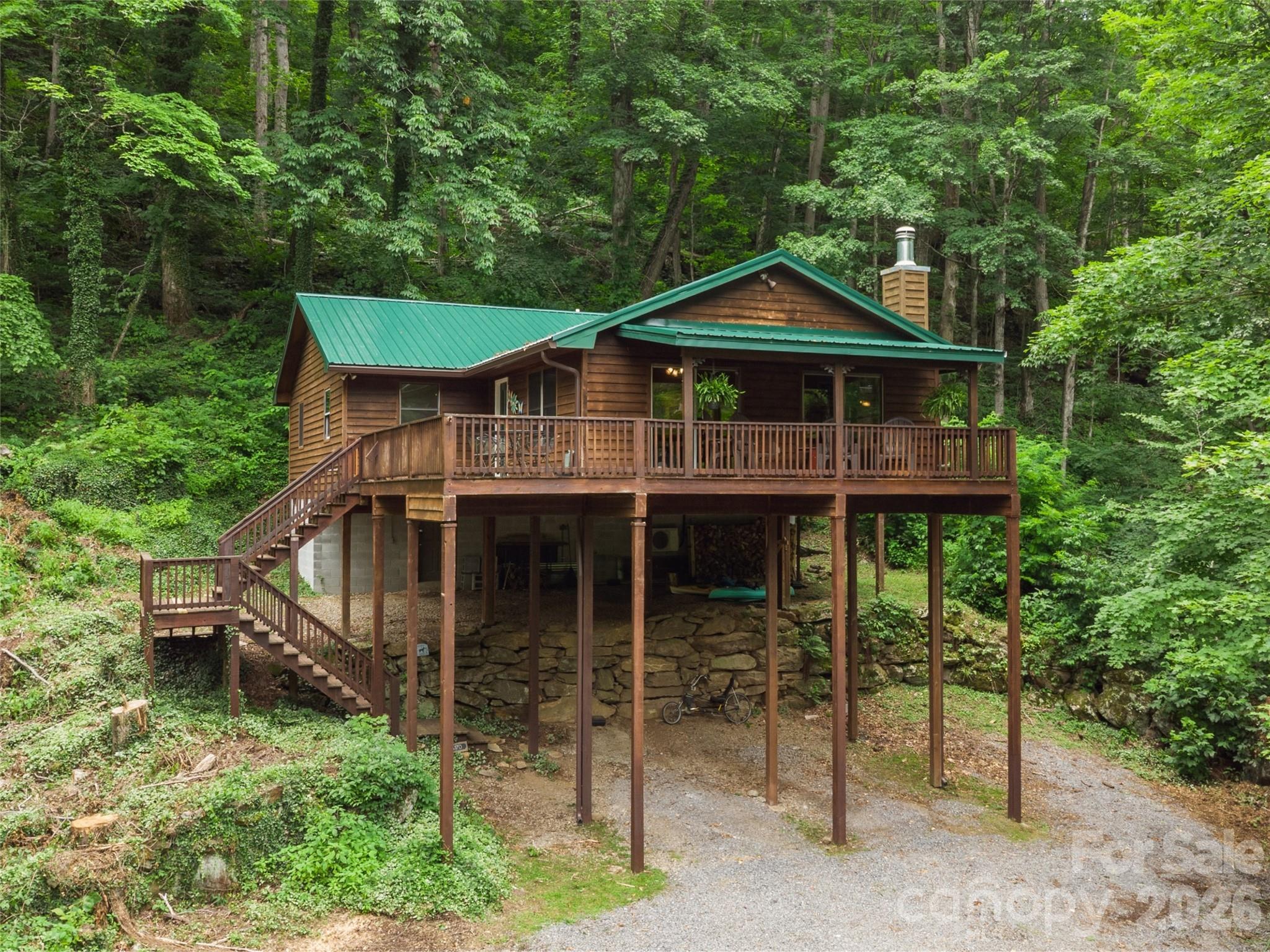 170 Mountain Farm Road Burnsville NC 28714
