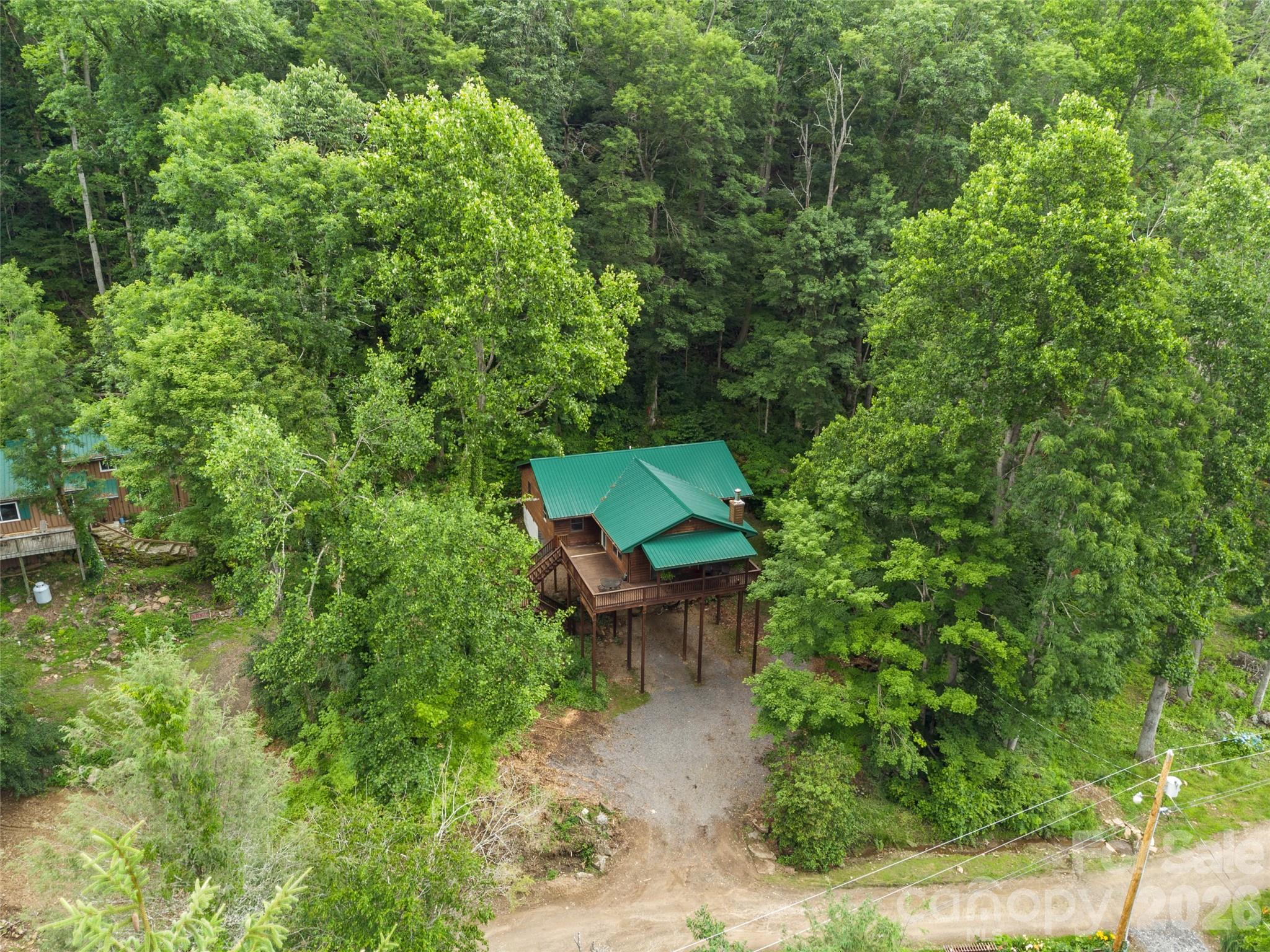 170 Mountain Farm Road Burnsville NC 28714