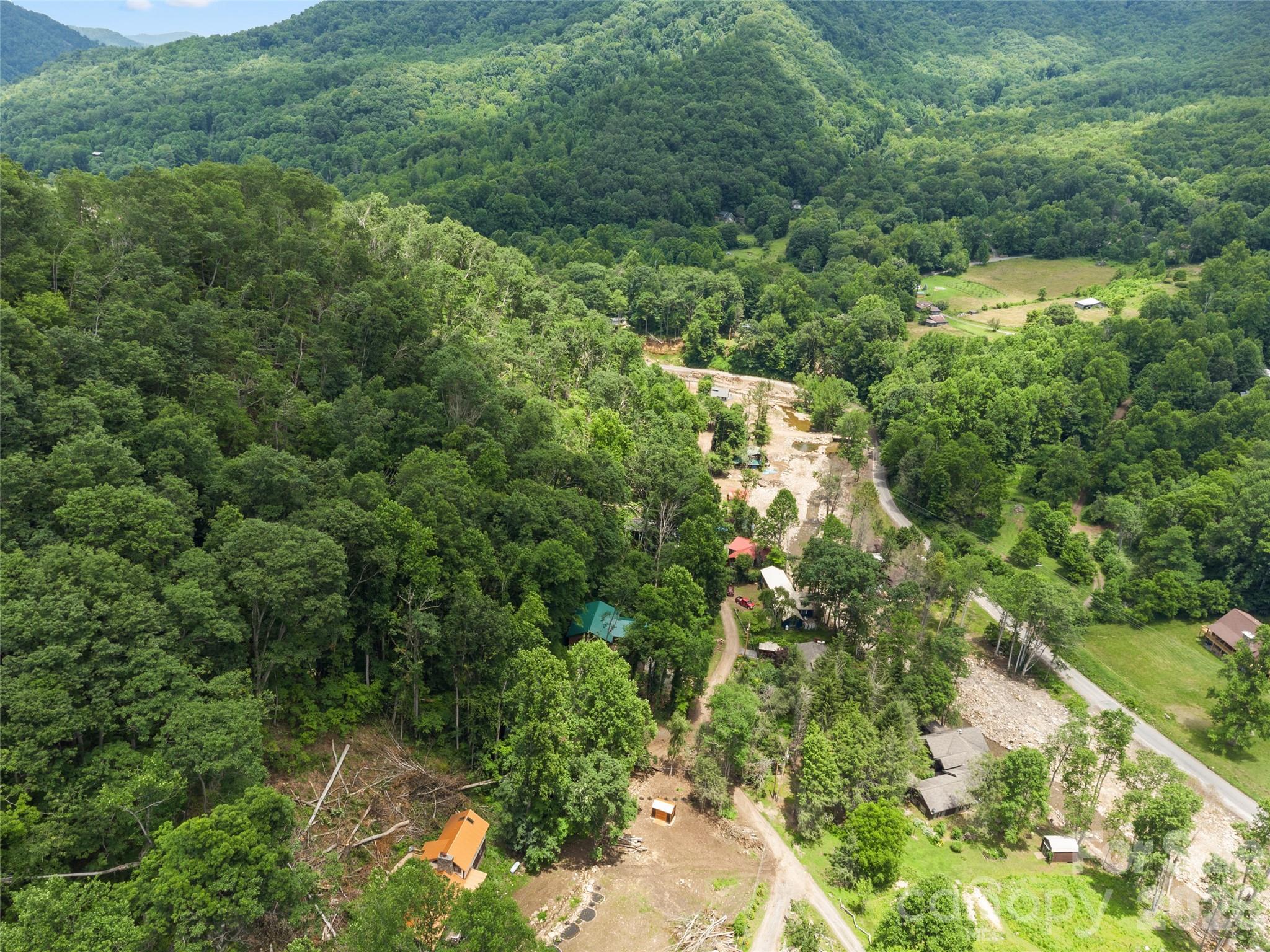 170 Mountain Farm Road Burnsville NC 28714