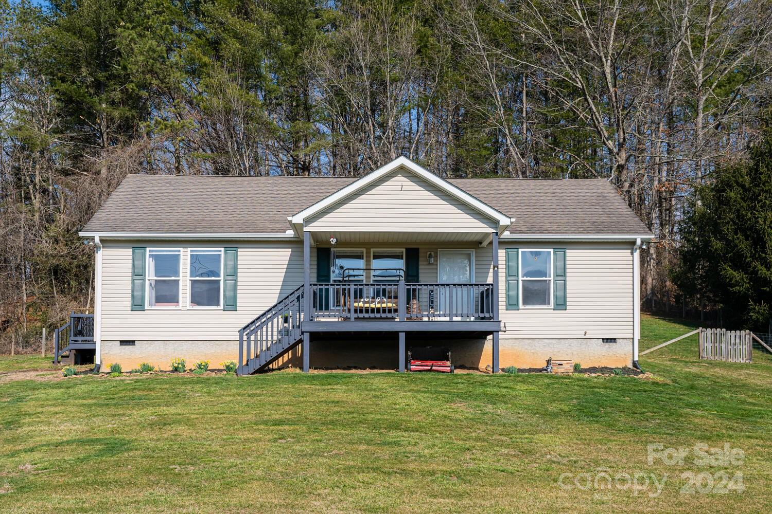 478 Cane River School Road Burnsville NC 28714